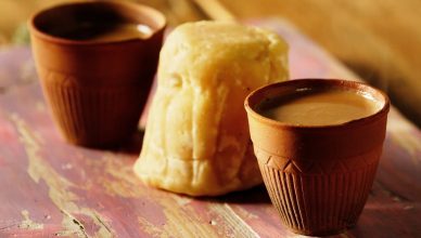 Jaggery Tea Benefits: सर्दियों में बढ़ानी है इम्युनिटी तो पियें गुड़ की चाय, वजन भी रहेगा कंट्रोल