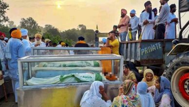लखीमपुर खीरी हिंसा: किसान के परिवार ने शव का अंतिम संस्कार करने से किया इनकार